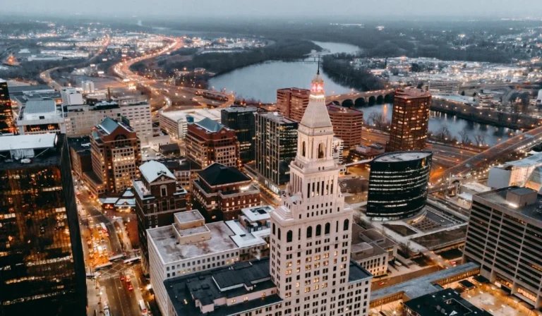 How to Plan Business Trips on a Budget: The 2026 Strategy Guide